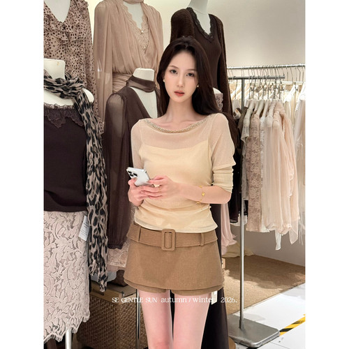 SE GENTLE SUN十三行秋季重工亮片网纱拼接一字领长袖上衣女89966