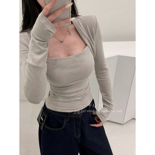 WU.33十三行秋季新款修身显瘦方领落肩假两件长袖打底上衣女26506