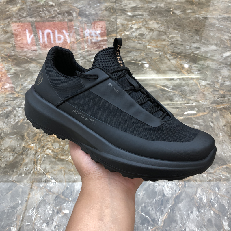 休闲鞋男款轻便软底户外徒步潮鞋