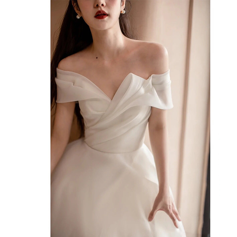 Wedding dress for bride, open shoulders, lace dress Wedding dress for bride, open shoulders, lace dress