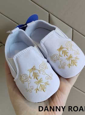 秋季新款宝宝鞋帆布鞋白色卡其色软底防滑一脚蹬懒人鞋学步鞋男宝