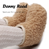 1岁防滑软底婴儿鞋 冬季 保暖加厚 靴子棉靴毛毛鞋 保暖0 宝宝鞋 棉鞋