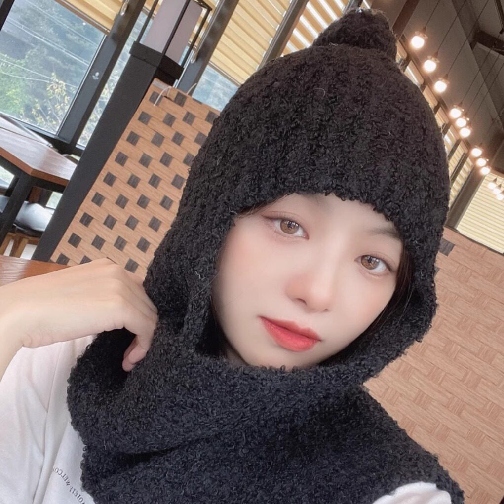 24韩国进口休闲加厚保暖净版毛球围巾帽子一体毛线帽护耳帽秋冬女