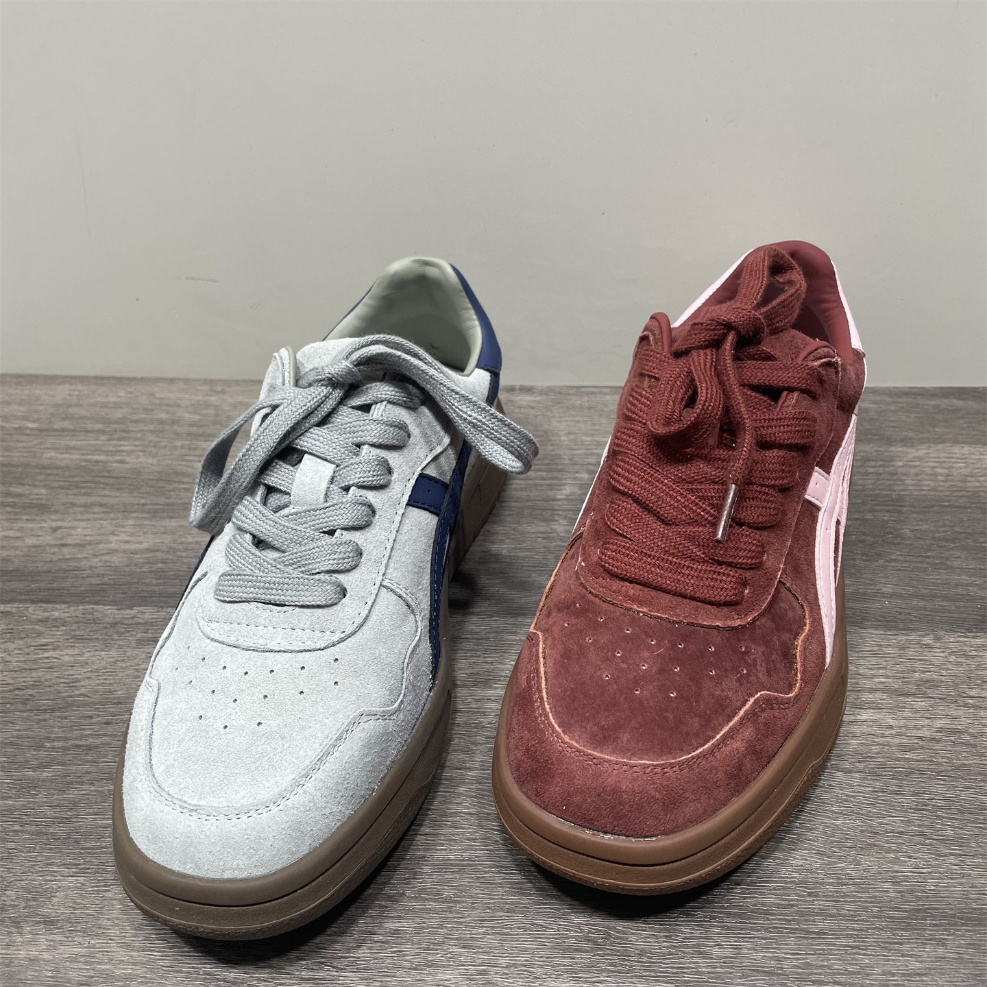 断码处理真皮厚底德训鞋女