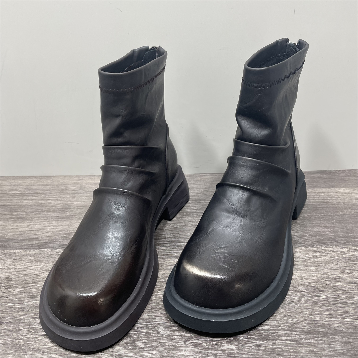 褶皱堆堆靴擦色废土风粗跟瘦瘦靴