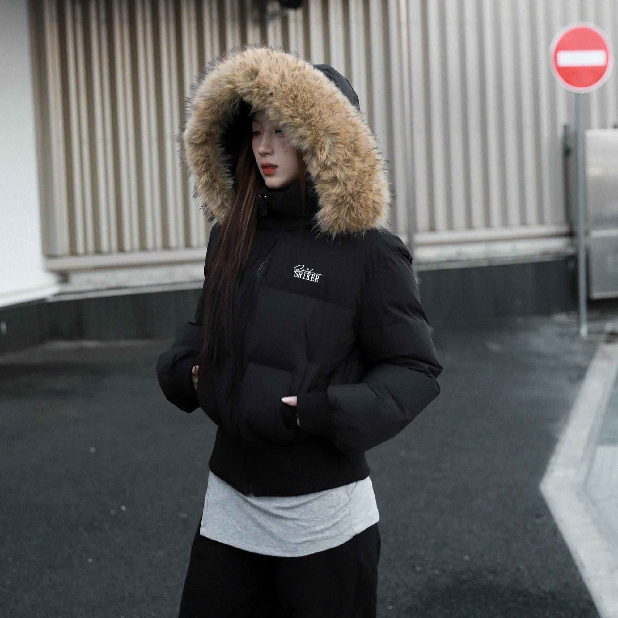 2025冬季短款毛领连帽羽绒服收腰显瘦高级感大毛领羽绒外套