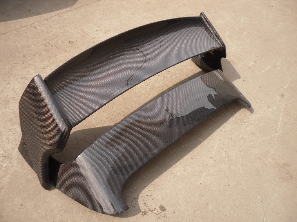 斯巴鲁WRX STI 翼豹 10代 GRB 赛道版改装碳纤维后备箱尾翼