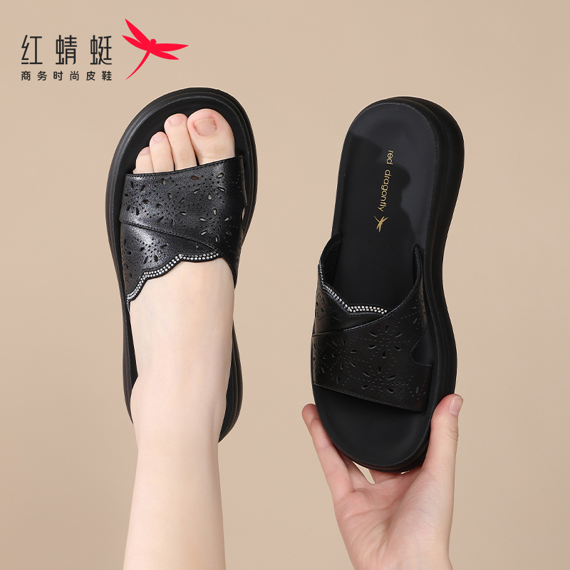 红蜻蜓新款夏季头层牛皮外穿凉鞋女轻便软底一字拖夏季平底妈妈鞋