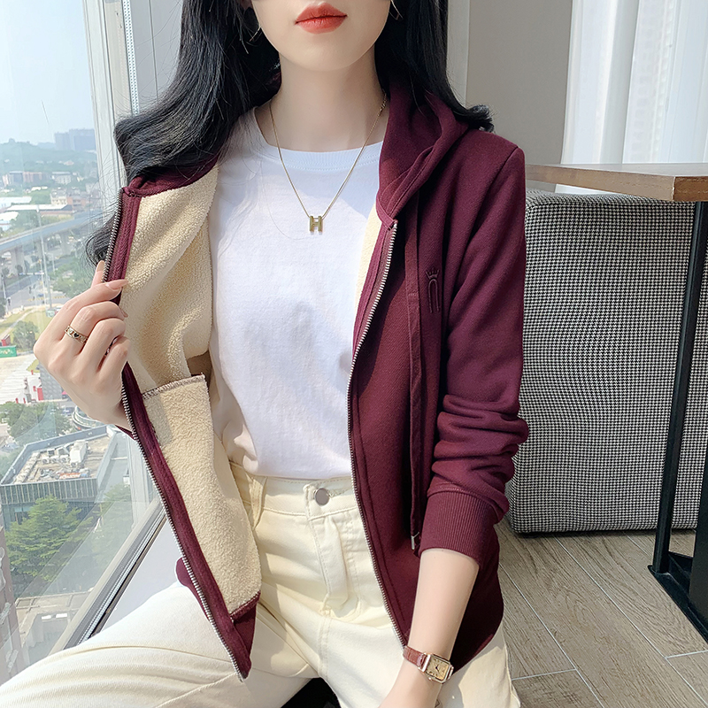 保暖加绒加厚连帽休闲卫衣外套女2024秋冬新款小个子开衫正肩上衣