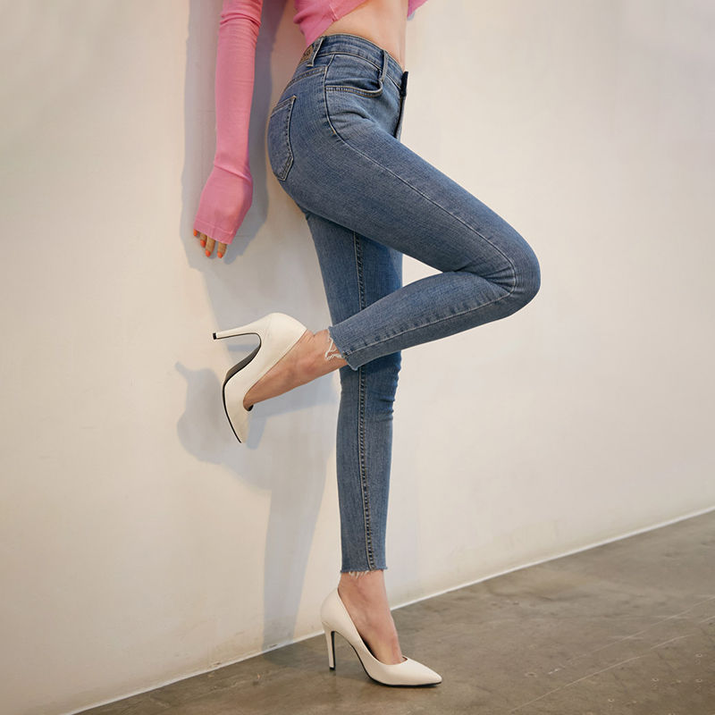 º«¹úchuuÕýÆ·´ú¹º2018пîÐÞÉíÏÔÊݽſÚë±ß¸ßÑüÅ£×пãÅ®vol.75