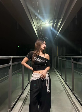 KIMMING 金大铭同款爵士女漏肩上衣