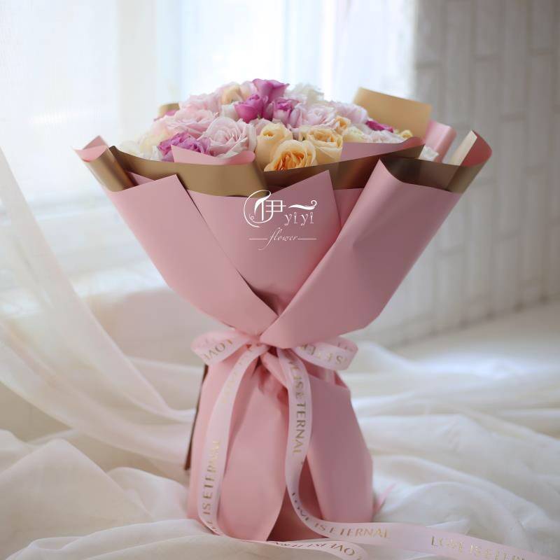 北京伊一花店52朵粉紫白香槟玫瑰混搭花束同城送女友闺蜜生日祝福在类目 鲜花速递/花卉仿真/绿植园艺, 鲜花速递(同城)中 - 来自Buy2taobao.com提供专业的淘宝代购服务