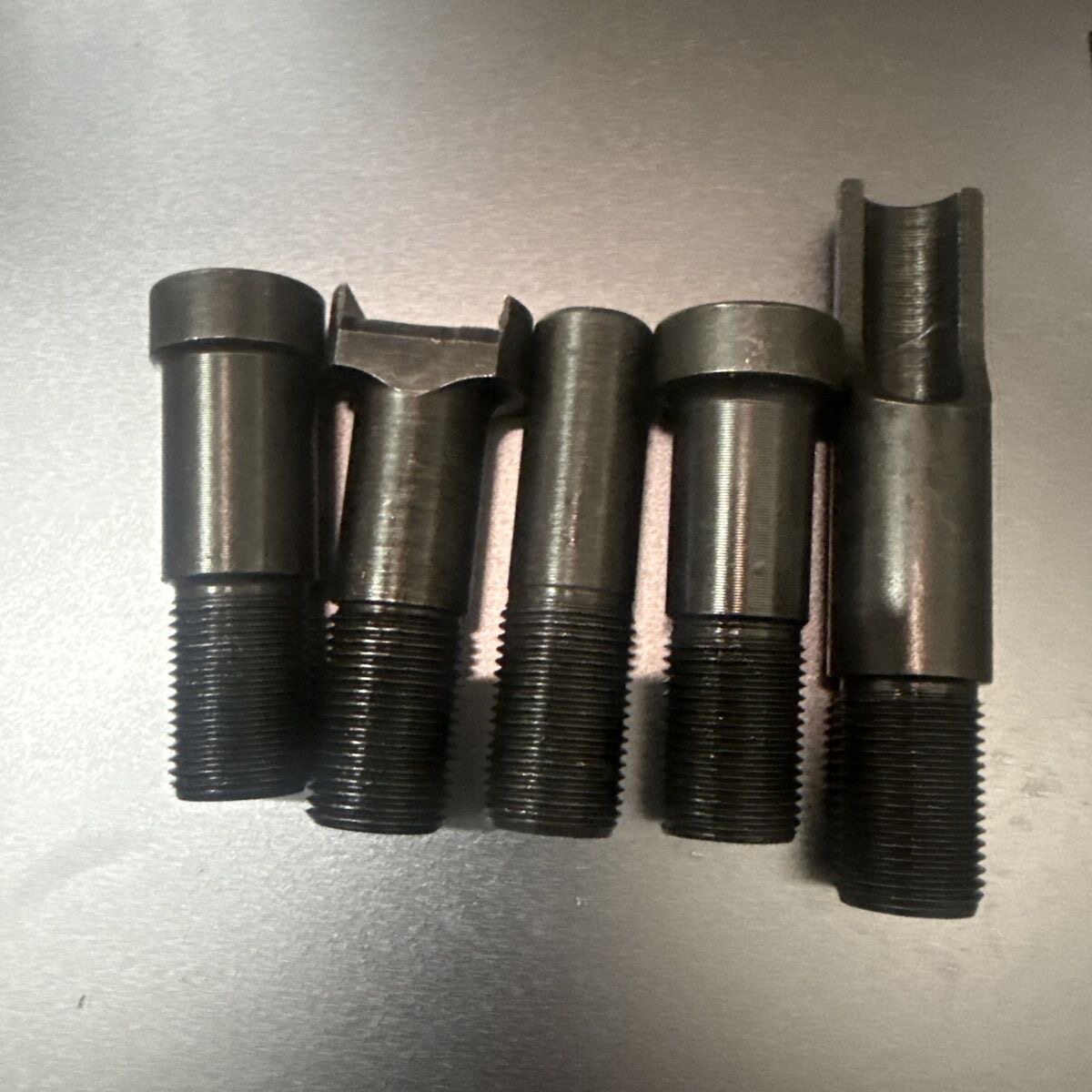 万致壹致钉匠100X90S2纯锂电钢钉枪电动射钉枪吊卡磁铁细枪嘴图片