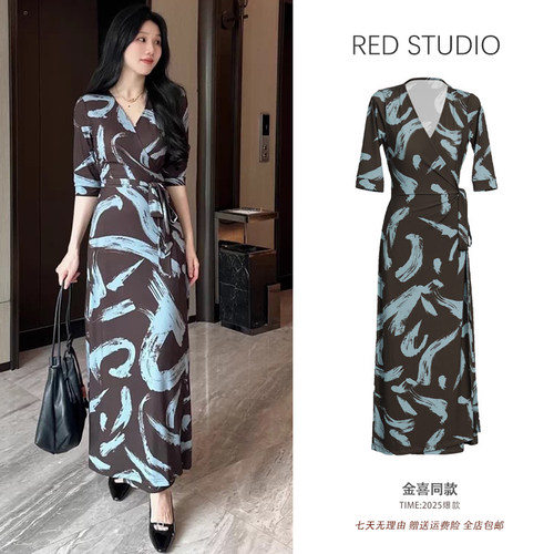 金喜同款印花V领修身连衣裙高级感小众法式时尚优雅弹力长款裙子