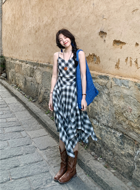 清仓Even一雯【格雷薄荷】慵懒风吊带连衣裙女春夏不规则格子长裙