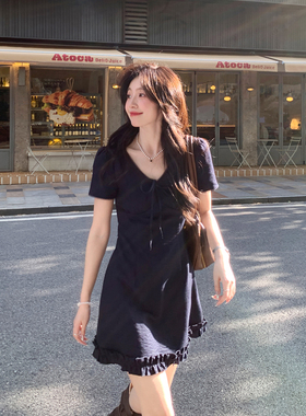 清仓Even一雯【伦敦夏令时】韩系V领显瘦连衣裙女夏收腰花边裙子