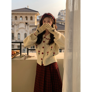 Even一雯【野生蔷薇】韩系高智感秋冬翻领精致立体刺绣花朵毛衣