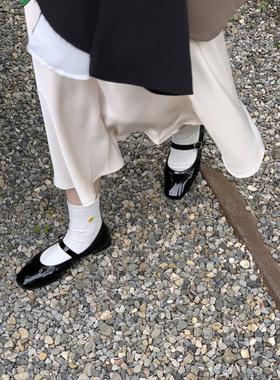 BUBBLE 新款玛丽珍浅口百搭日常休闲黑色漆皮小皮鞋真皮平底单鞋