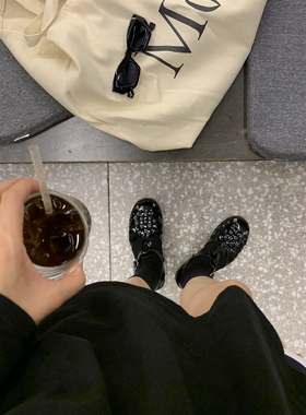 BUBBLE HANDMADE 真皮简约复古包头编织罗马真皮平跟凉鞋女