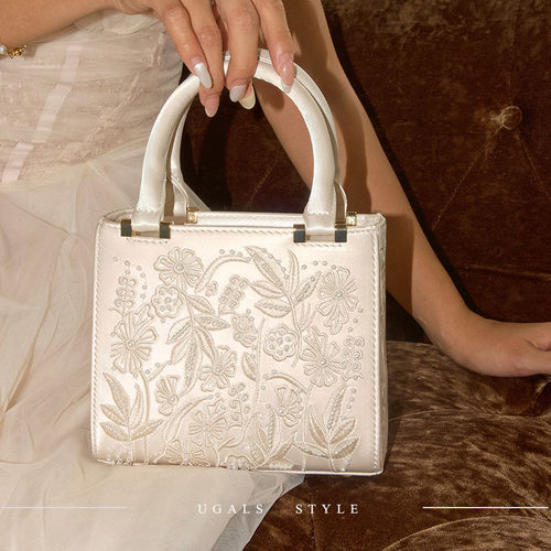 UGALS复古花朵小方包新中式国风刺绣珍珠时尚百搭水桶手拿斜挎包