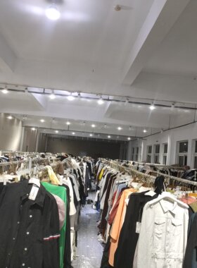 直播拍日单服装女装尾货微瑕疵主义绕道