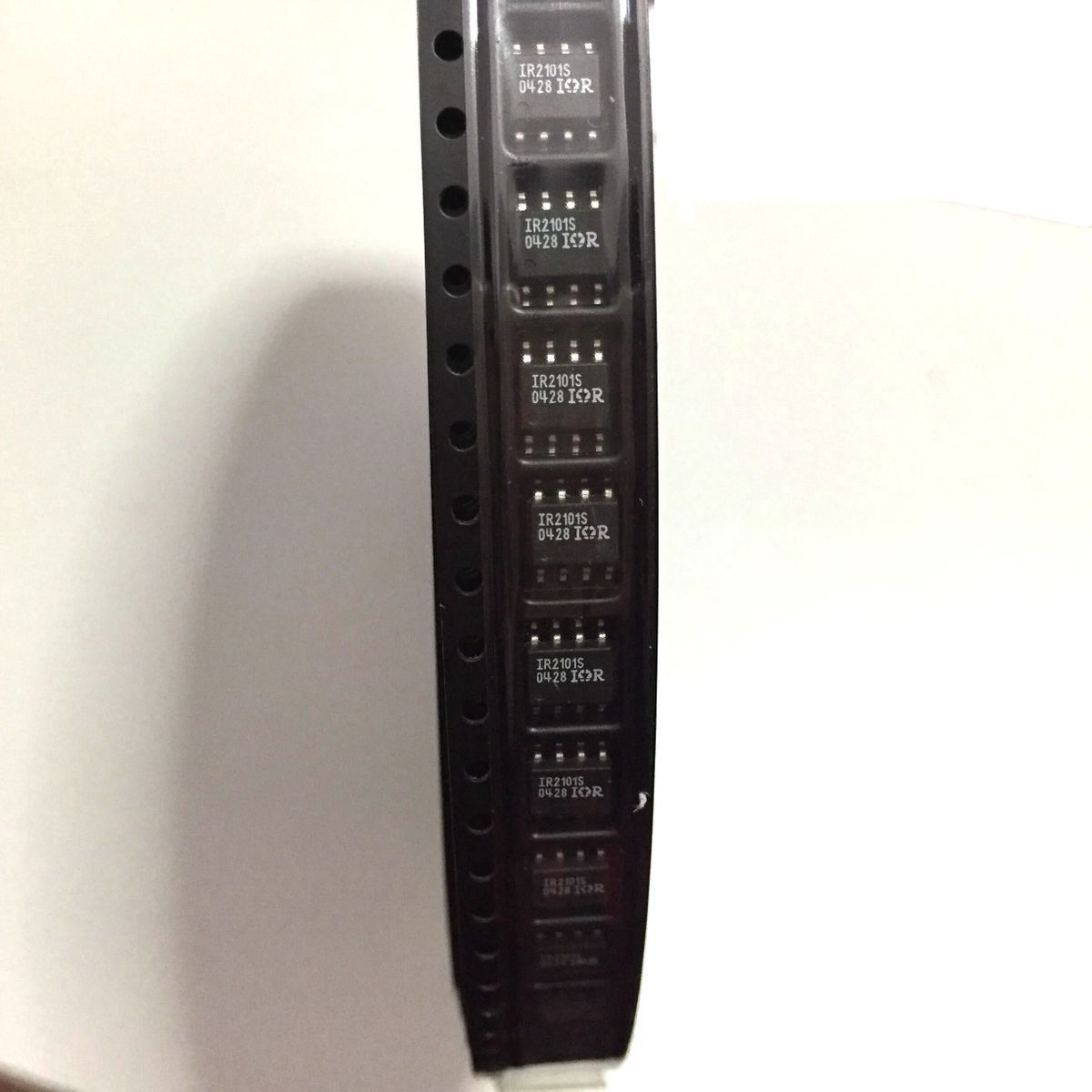 三极管 IR2101S SOP 全新原装