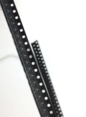 MMBT4403LT1G 三极管 MMBT4403 丝印2T 贴片SOT-23 PNP管