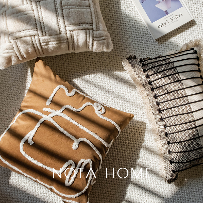 中古抱枕套美拉德风抱枕轻奢高级