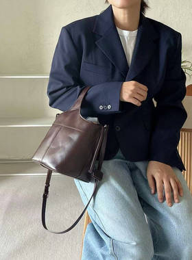 loan设计师款质感真皮复古手拎花篮水桶包女单肩斜挎包油蜡牛皮包