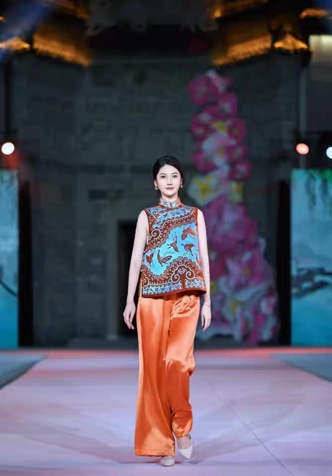 2025新款原创设计新中式国风马甲