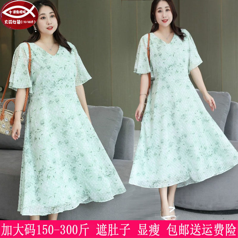2025夏季薄款300斤特大码女装260胖mm高腰遮肚V领雪纺碎花连衣裙