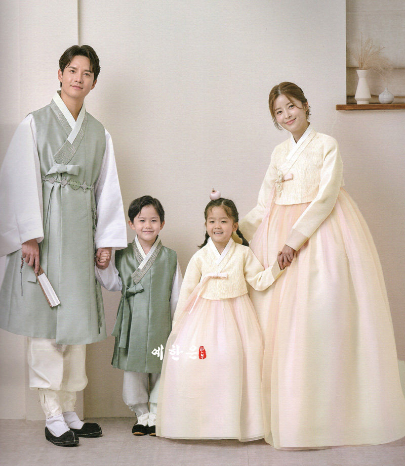 韩国原版进口韩服/家庭套装韩服民族韩服一周岁庆典套装WMY47-658