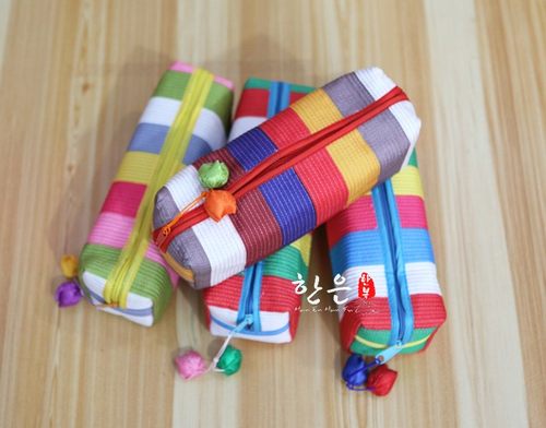 韩国进口化妆包收纳袋笔袋笔筒