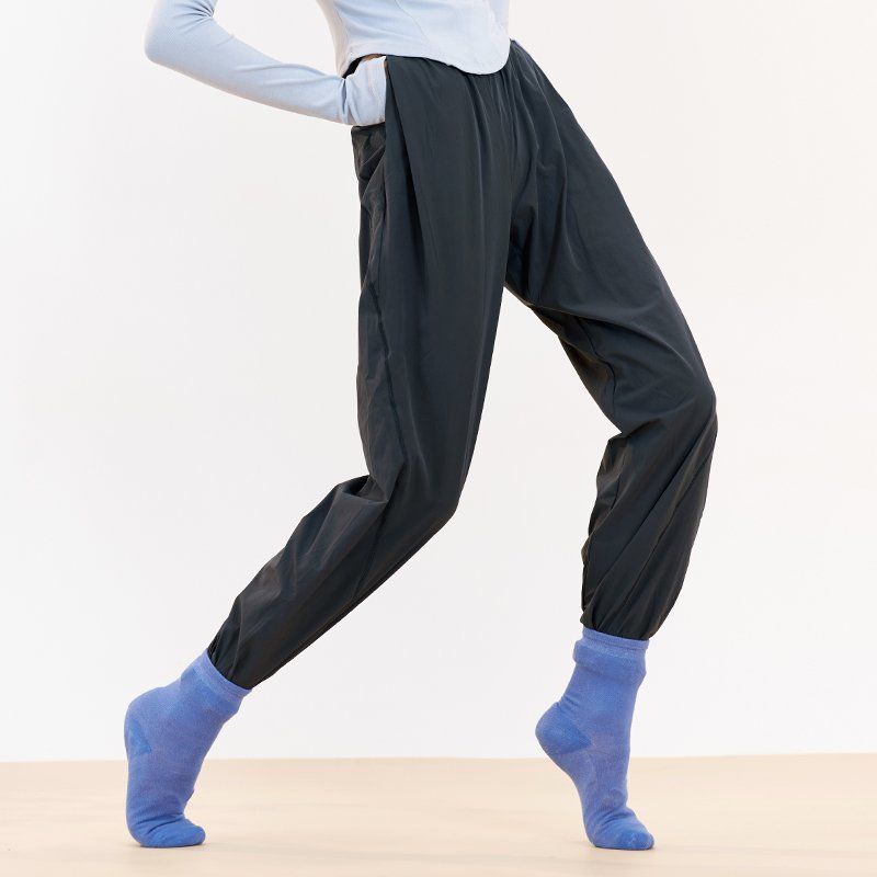 女古典舞舞蹈裤训练萝卜裤中直筒美臀国舞形体宽松束脚练功裤