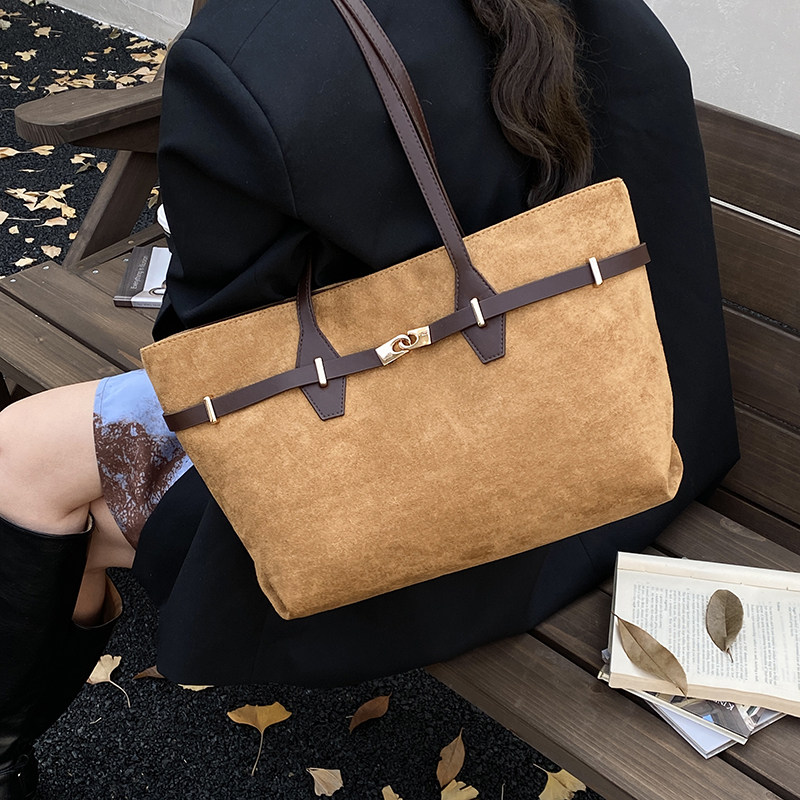 麂皮绒包包女2025新款潮时尚单肩腋下包百搭大容量通勤手提托特包,箱包皮具/热销女包/男包,托特包,淘宝优惠券,粉丝福利购,淘宝优惠卷