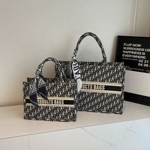 高级感通勤托特包包女2025新款潮时尚大容量单肩腋下包百搭手提包