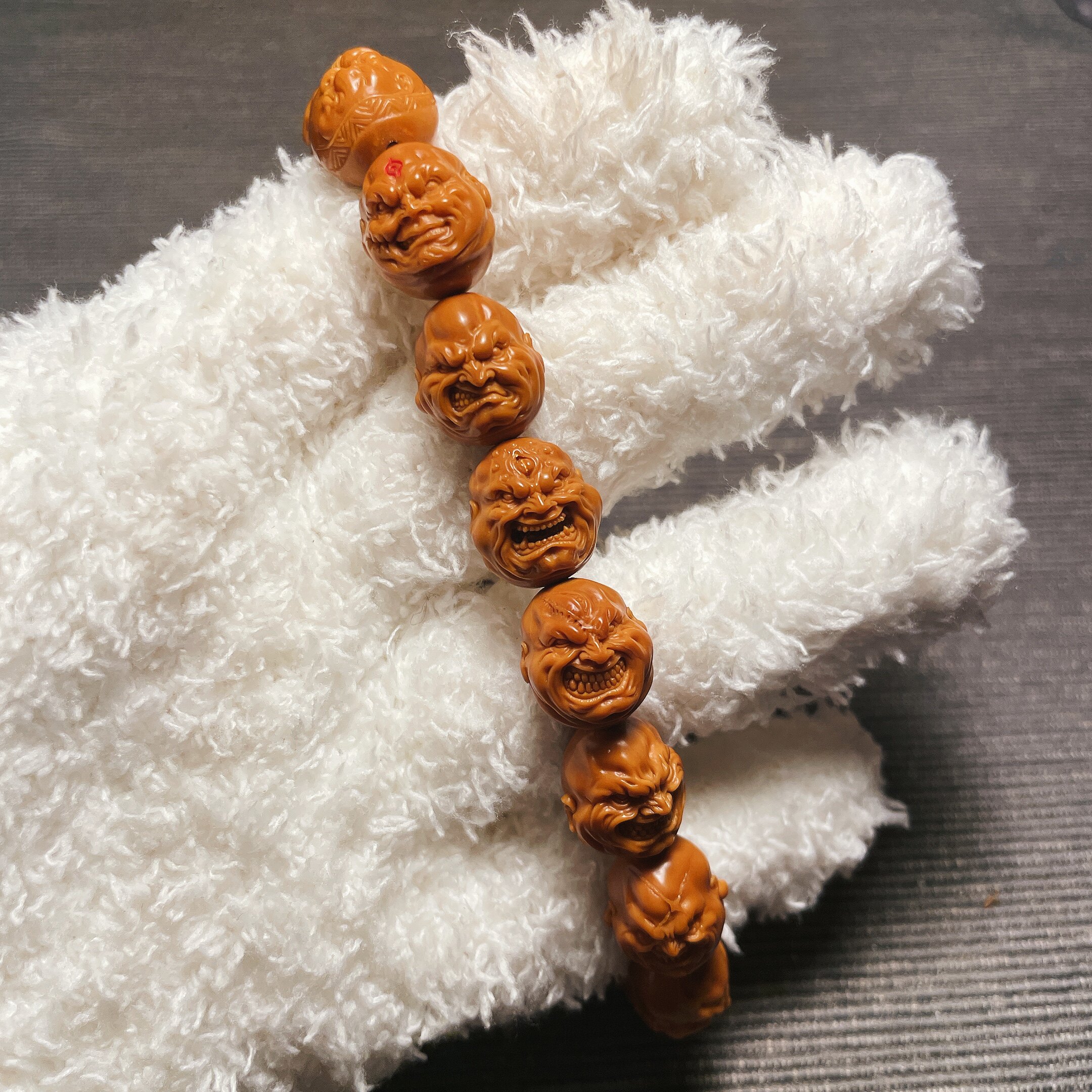核雕王朝新款小核正版山鬼本工恶僧佛爷手串手链苏工橄榄核配饰