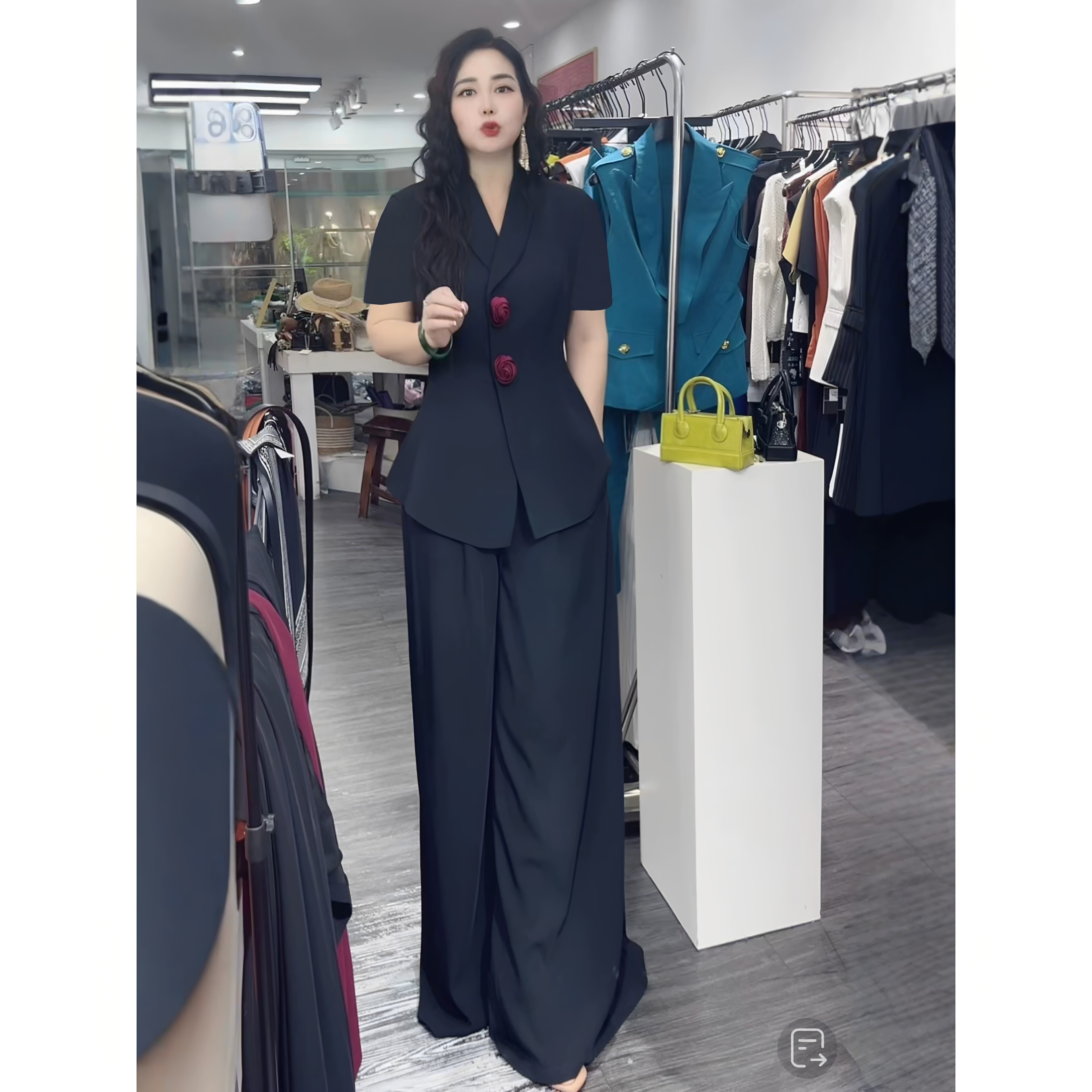 夏季薄款大码职业女装藏青色短袖西装套装胖mm高级感阔腿裤两件套