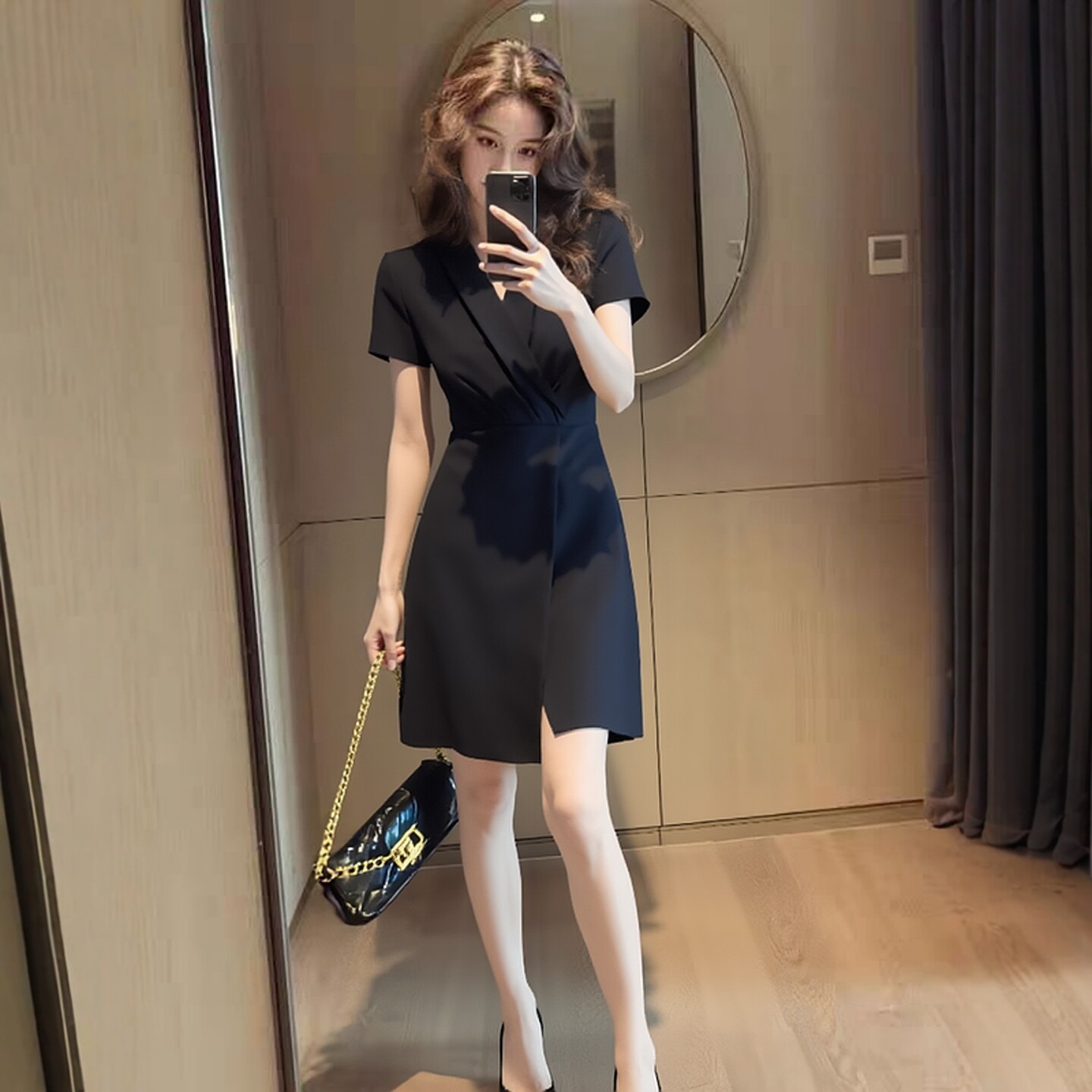 秋季名媛V领短袖黑色显瘦连衣裙