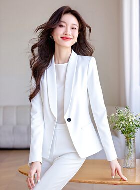 极简白色大码女长袖单扣西装外套