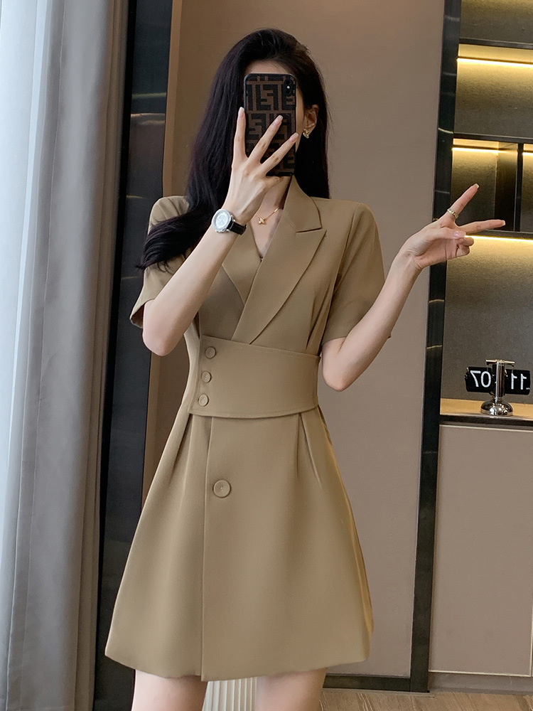 MA法式咖色连衣裙新款气质设计感时尚腰封式通勤短袖西装裙女夏