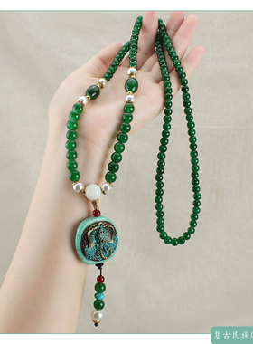 中式深绿系尼泊尔平安牌吊坠项链