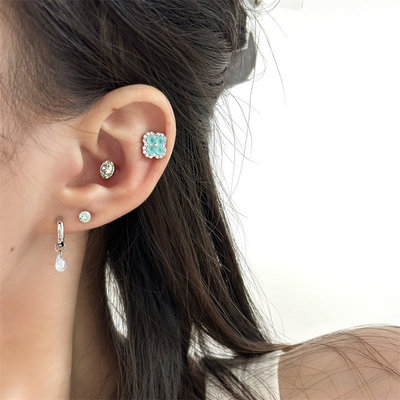 施华洛贵橄榄色华子钛钢耳钉