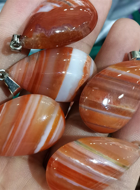 柿子红项链天然红条纹玛瑙