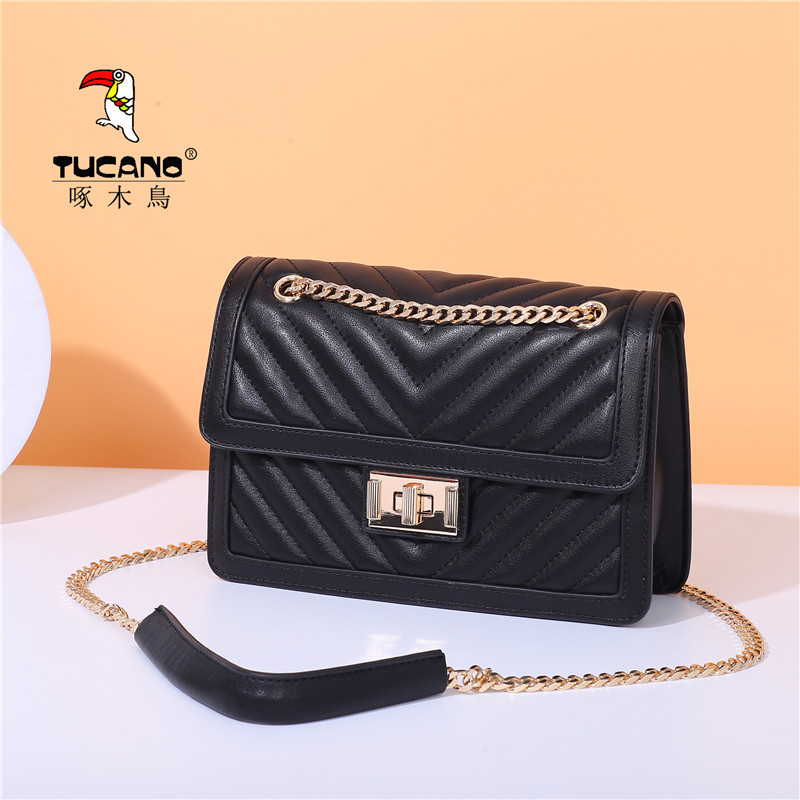 啄木鸟女包真皮斜挎包牛皮小方包2024新款时尚链条包轻便百搭简约