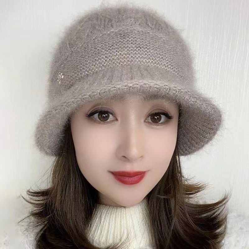 2025冬季女士新款松鼠帽檐保暖针织韩版帽子温暖百搭时尚优选戴法