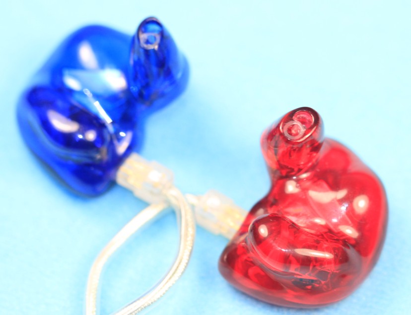 《星钻定制》定制耳机X8 全新娄氏单元八单元定制耳机