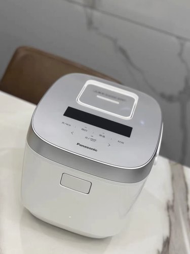 松下Xtra零零煲 家用4L电饭煲多功能IH煮饭0涂层电饭锅SR-HFS153C