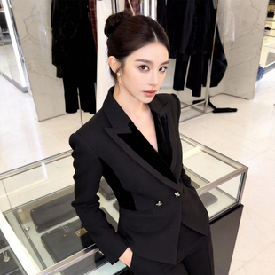 欧洲站气质显瘦高级感大翻领西装女2026超火黑色时尚修身长袖外套