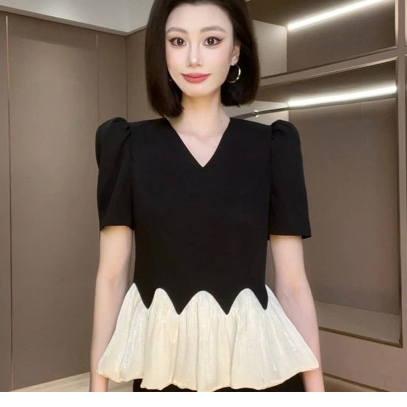 女款拼接独特v领潮荷叶边短袖上衣拼色正肩洋气不规则小众衬衫